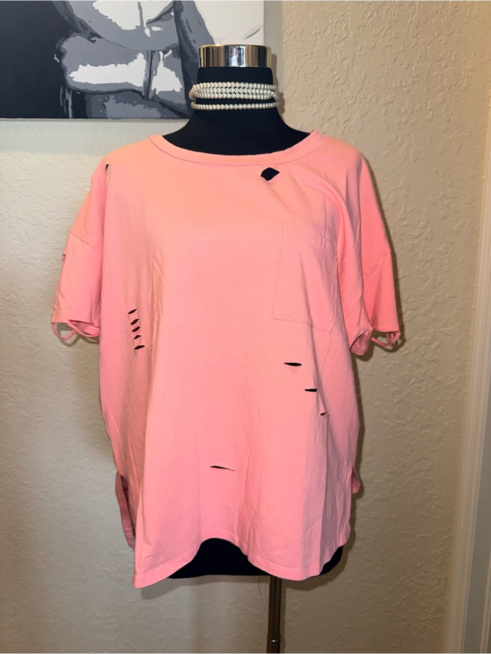 Umgee Distressed Pocket Tee - Size Medium - NWT 🧡